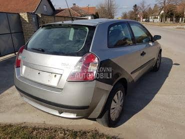 Fiat Stilo 19JTD59KV 2003. god. -  kompletan auto u delovima