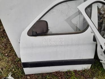 prednja leva vrata za Peugeot Partner