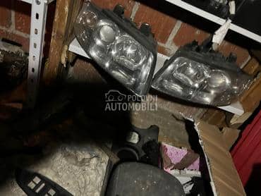 Far ksenon za Audi A4 od 2001. do 2004. god.