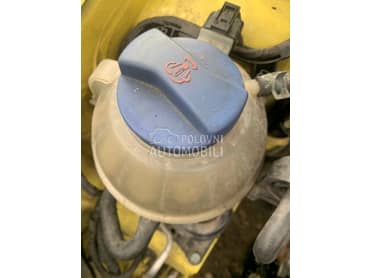 Posuda za vodu za Volkswagen Golf 4, Passat B5, Sharan od 2000. do 2004. god.