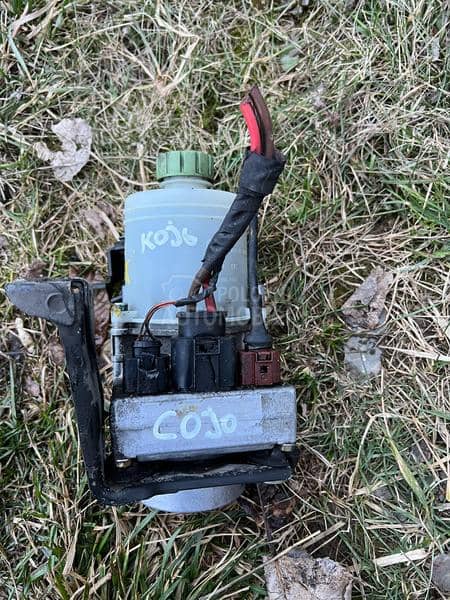 Servo pumpa KOYO i TRW