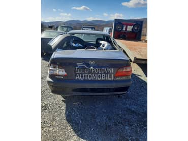 Toyota Avensis -  kompletan auto u delovima