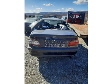 zadnji branik za Toyota Avensis