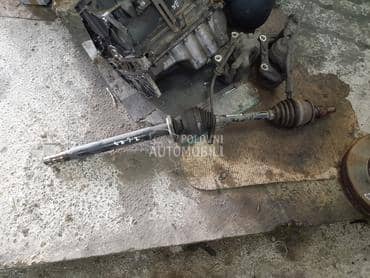 Poluosovina menjaca za Opel Zafira od 2011. do 2018. god.