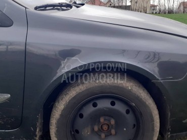 Desno Krilo laguna 2 za Renault Laguna