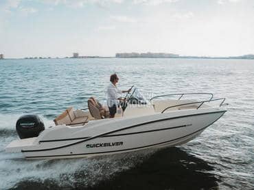Quicksilver 605 Open i Mercury 150