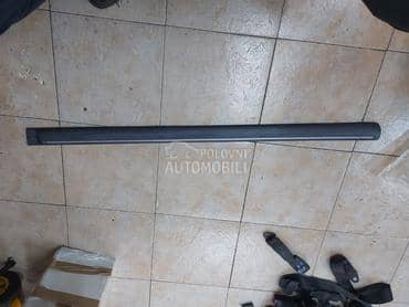 Lajsna desna za Peugeot 106