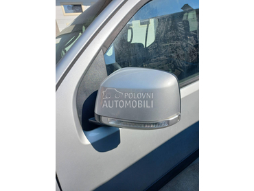 retrovizor sa žmigavcem za Nissan Navara od 2005. do 2011. god.