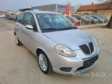 Lancia Ypsilon 1.4 B