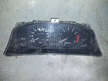 km sat za Daihatsu Applause