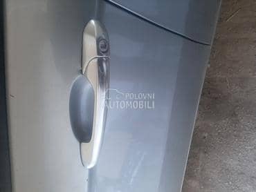 spoljna brava za Alfa Romeo 147 od 2000. do 2005. god.