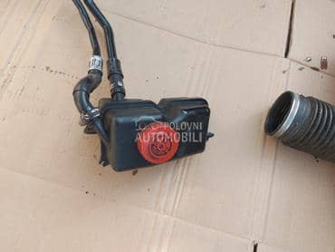 Posuda boca kocionog ulja za Peugeot 406