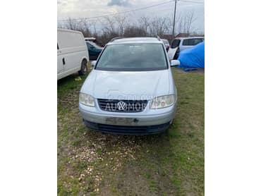 Prednji branik za Volkswagen Touran od 2003. do 2006. god.