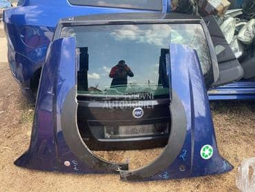 Levo i desno krilo Malibu za Fiat Doblo od 2001. do 2005. god.