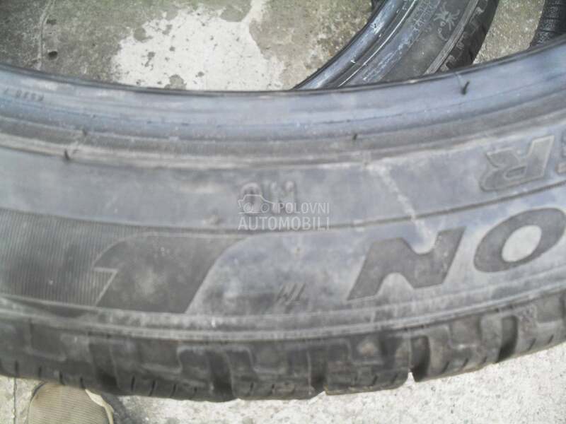 Pirelli 305/35 R21 Zimska
