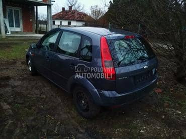 1.4 razni delovi za Ford Fiesta od 2002. do 2005. god.