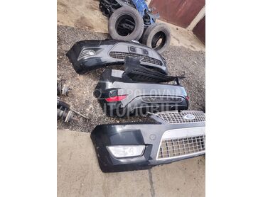 prednji branik za Ford Focus od 2008. do 2010. god.