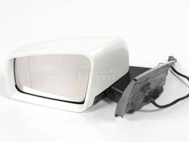 Retrovizor levi za Mercedes Benz E 200, E 220, E 230 ... od 2009. do 2017. god.