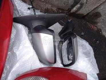 retrovizori za Ford Mondeo od 2001. do 2007. god.