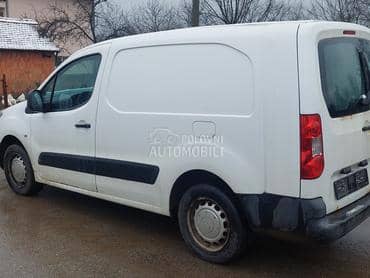 Peugeot Partner -  kompletan auto u delovima