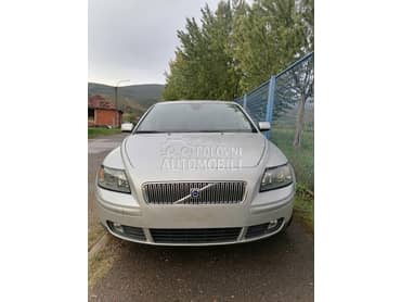 Prednji branik za Volvo S40, V50 od 2004. do 2008. god.