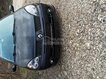 Renault Clio 2003. god. -  kompletan auto u delovima