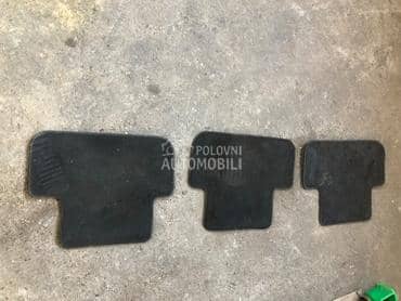 Fabricke zadnje patosnice za Audi A4, A5 od 2007. do 2015. god.