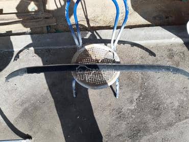 Lajsna branika za Peugeot 407