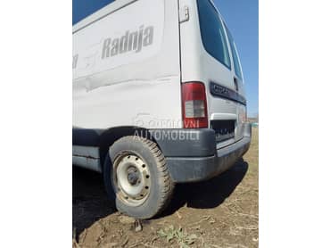 Zadnja torzija,trap,osovina za Peugeot Partner, Ranch od 1997. do 2011. god.