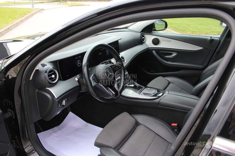 Mercedes Benz E 220 d 4 MATIC