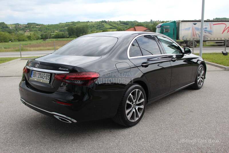 Mercedes Benz E 220 d 4 MATIC