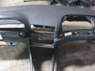 Instrument tabla za BMW 323