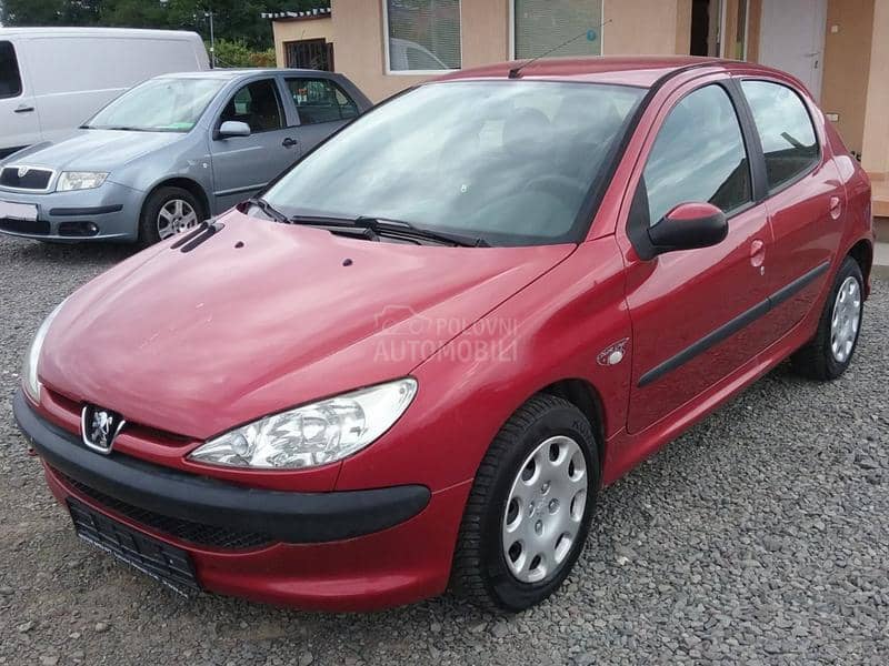 Peugeot 206 -  kompletan auto u delovima