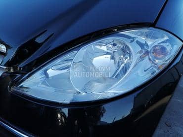 Far levi za Mercedes Benz A 140, A 150, A 160 ... od 2004. do 2012. god.