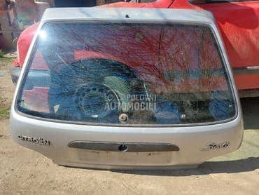 gepek vrata za Citroen Saxo