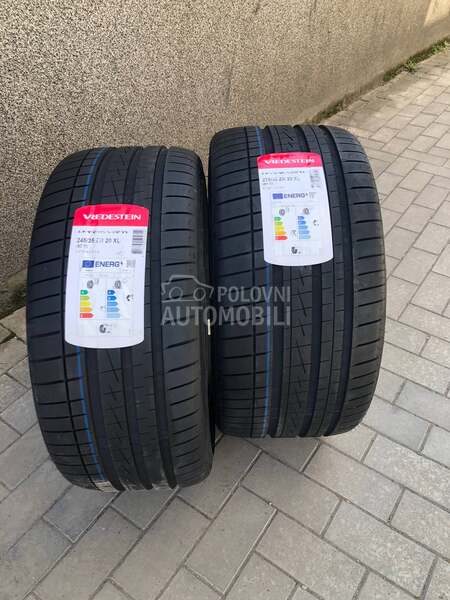 Vredestein 275/30 R20 Letnja