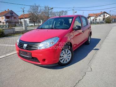 Dacia Sandero 1.5dci 2004. god. -  kompletan auto u delovima