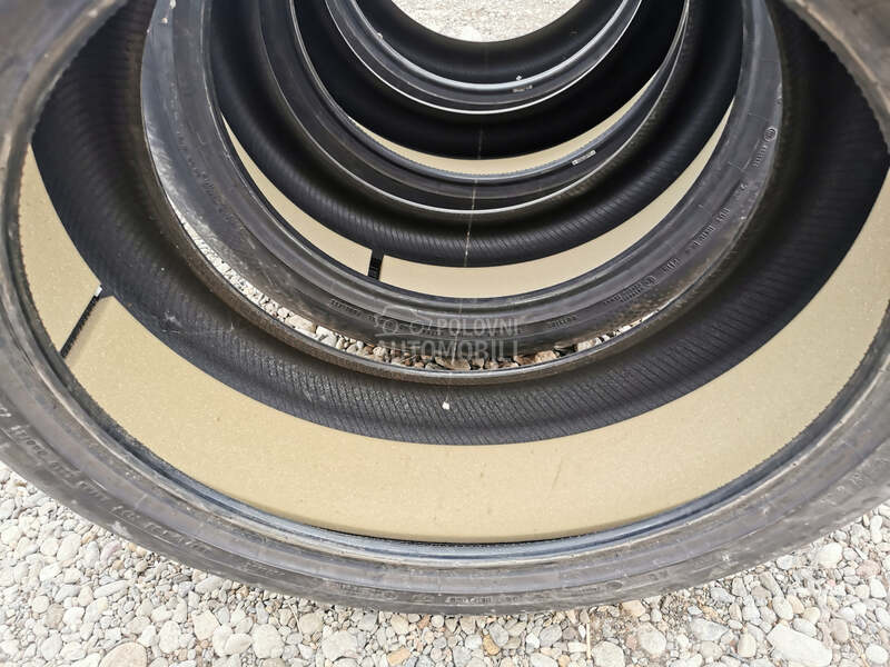 Continental 285/40 R22 Letnja