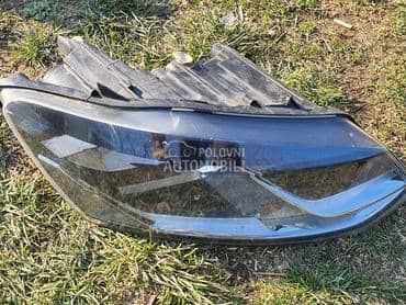 desni far za Volkswagen Polo