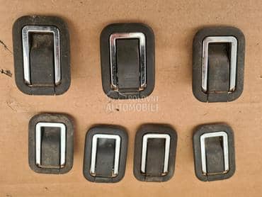 delovi enterijera kopce gepeka za Nissan Pathfinder od 2005. do 2012. god.