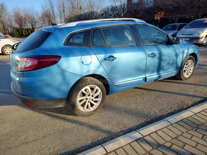 Renault Megane 1.5dci 2015. god. -  kompletan auto u delovima