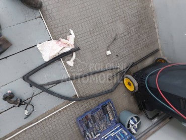 Kederi desnih vrata za Peugeot 406