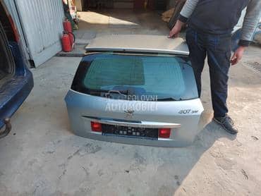 Staklo gepeka sw za Peugeot 407