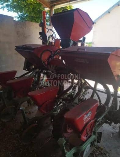 Nodet Pneumassem 4 reda sa koševima