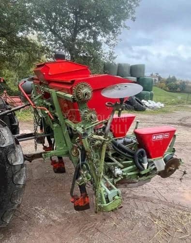 Nodet Pneumassem 4 reda sa koševima