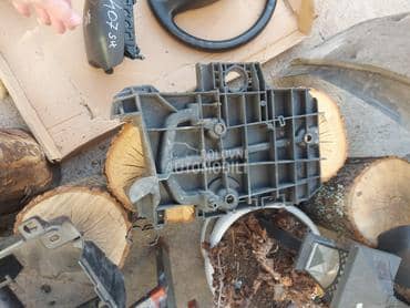 Nosac akumulatora 1,8i za Peugeot 407