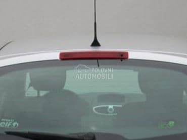Treće stop svetlo za Renault Clio od 2005. do 2014. god.