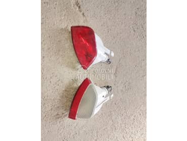 zadnji katadiopteri fox 1 za Ford Focus od 1998. do 2004. god.