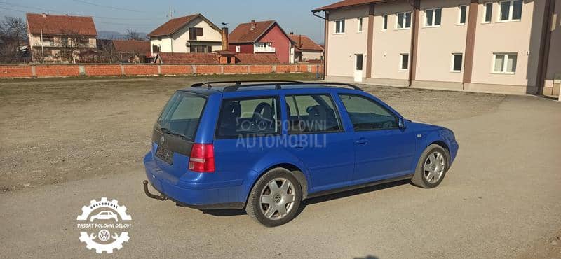 Volkswagen Bora V5 -  kompletan auto u delovima