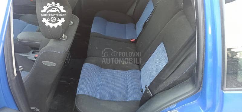 Volkswagen Bora V5 -  kompletan auto u delovima